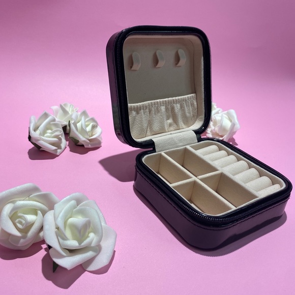 Jewelry Case - Jewelry Storage - Picture 10 of 11